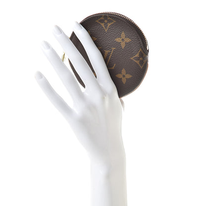 Louis Vuitton Monogram Round Coin Purse 2 of 7