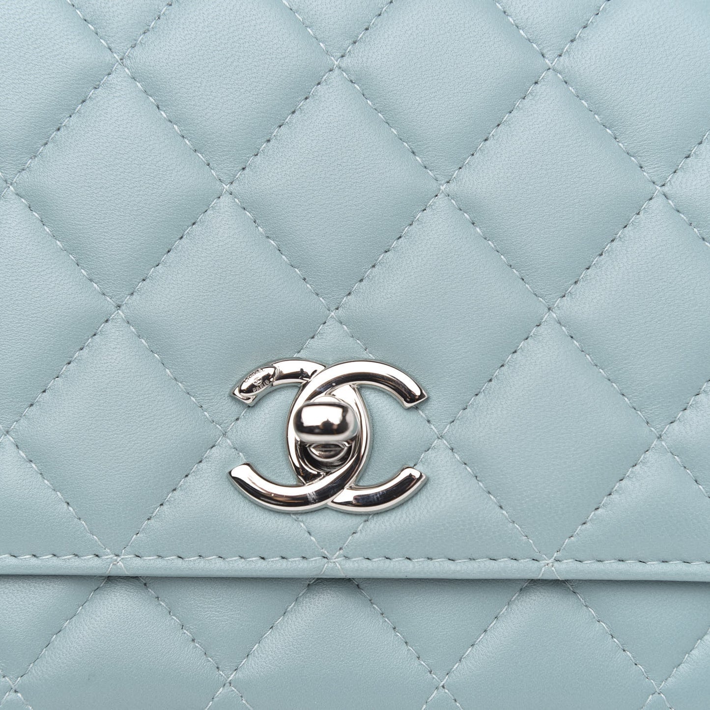 Lambskin Quilted Trendy CC Wallet On Chain WOC Light Blue