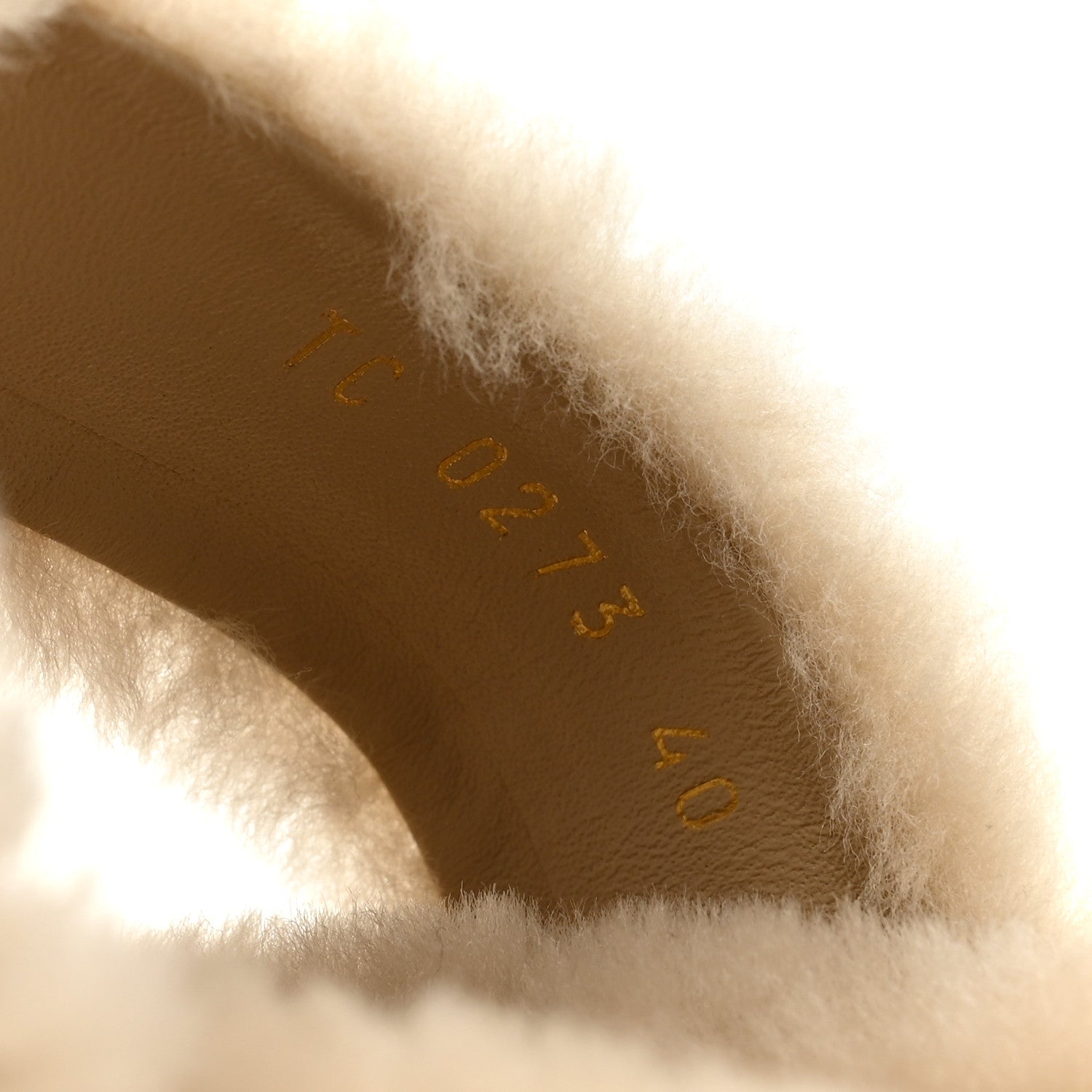 Louis Vuitton Shearling LV Sunset Flat Comfort Mule 40 Beige 9 of 10