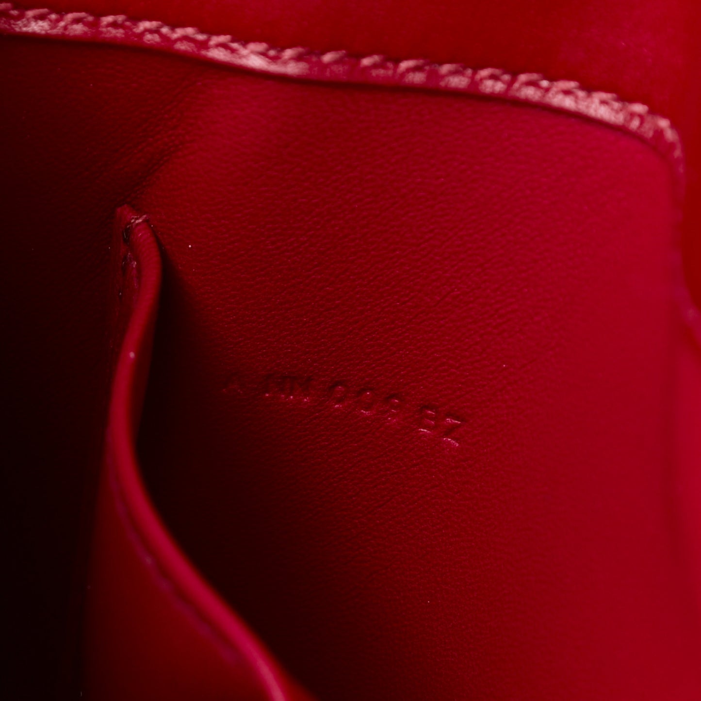 Villandry Cinhetic Clutch Rubis