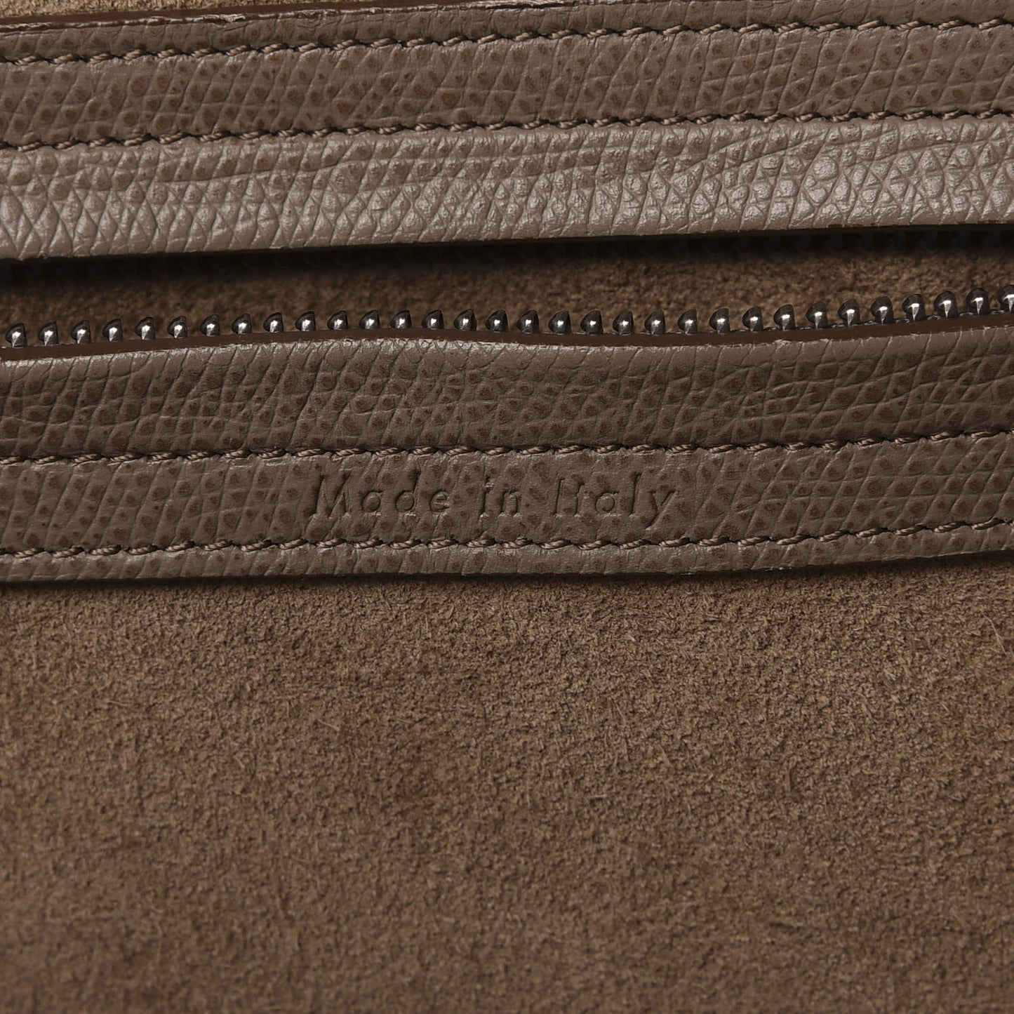 Baby Grained Calfskin Medium Phantom Luggage Taupe