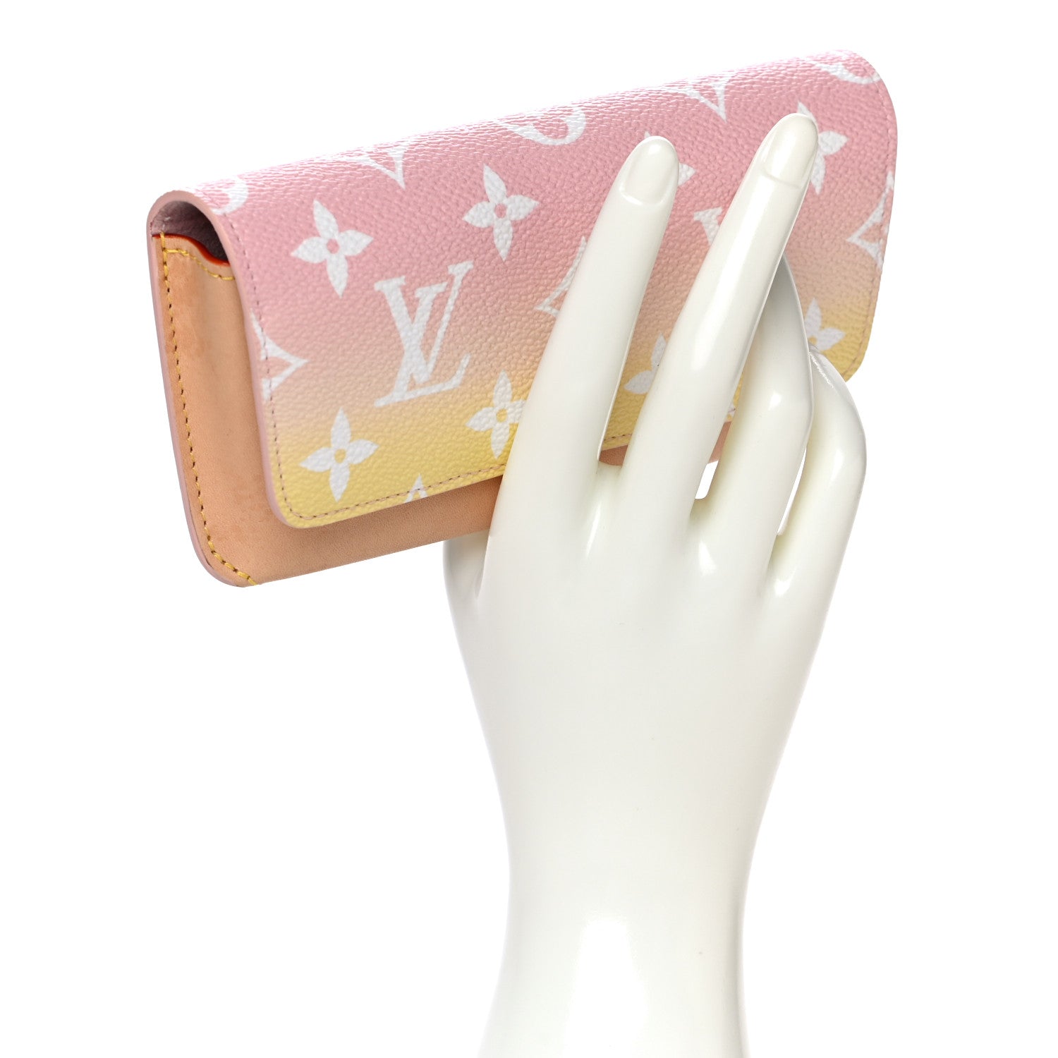 Louis Vuitton Monogram Giant By The Pool Woody Glasses Case Light Pink 2 of 14