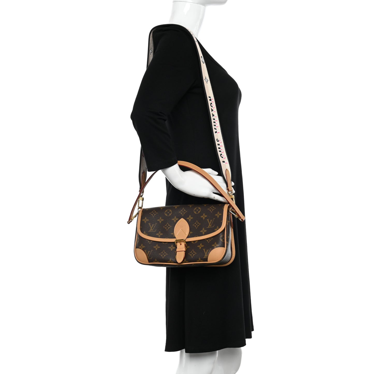 Monogram Diane Black