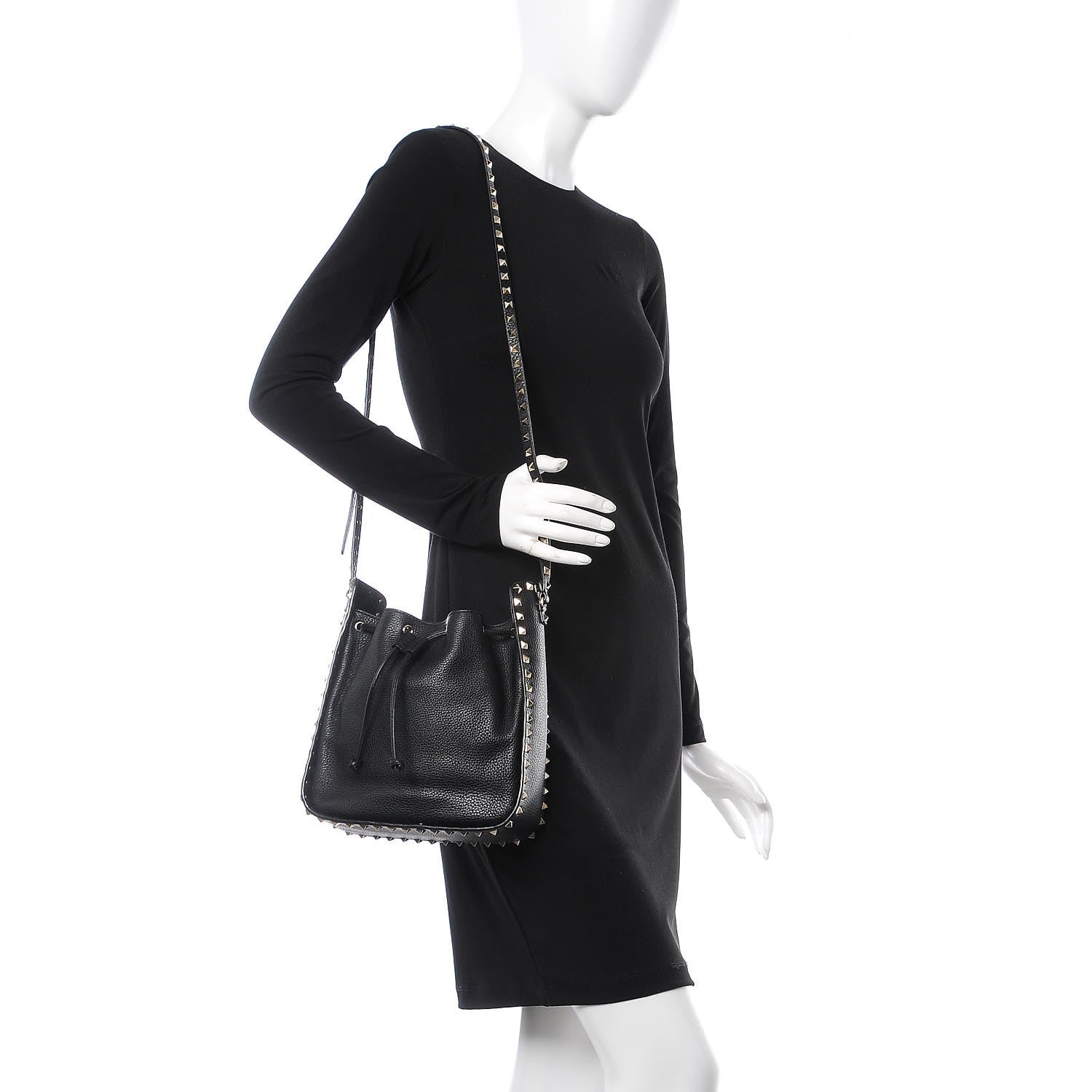 Valentino Garavani Grained Calfskin Rockstud Bucket Bag Black 2 of 7