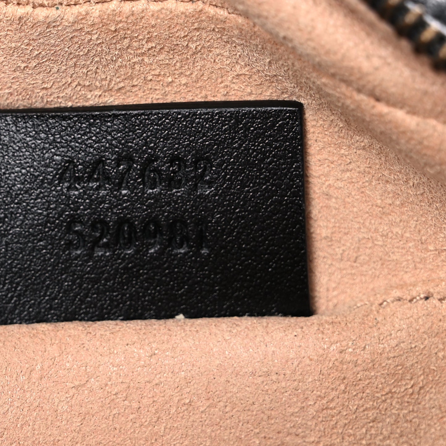 Calfskin Matelasse Small GG Marmont Chain Shoulder Bag Black