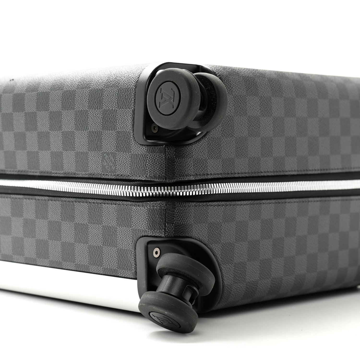 Louis Vuitton Damier Graphite Horizon 7 of 10
