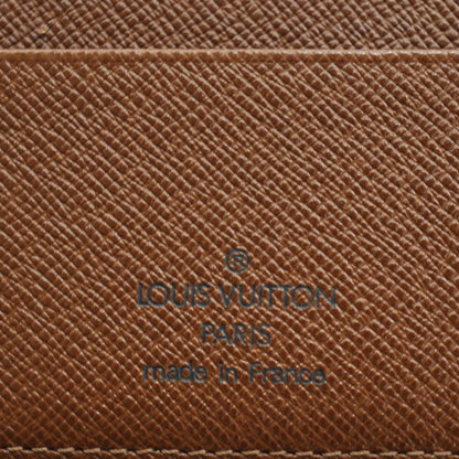 Louis Vuitton Monogram Passport Cover 6 of 7