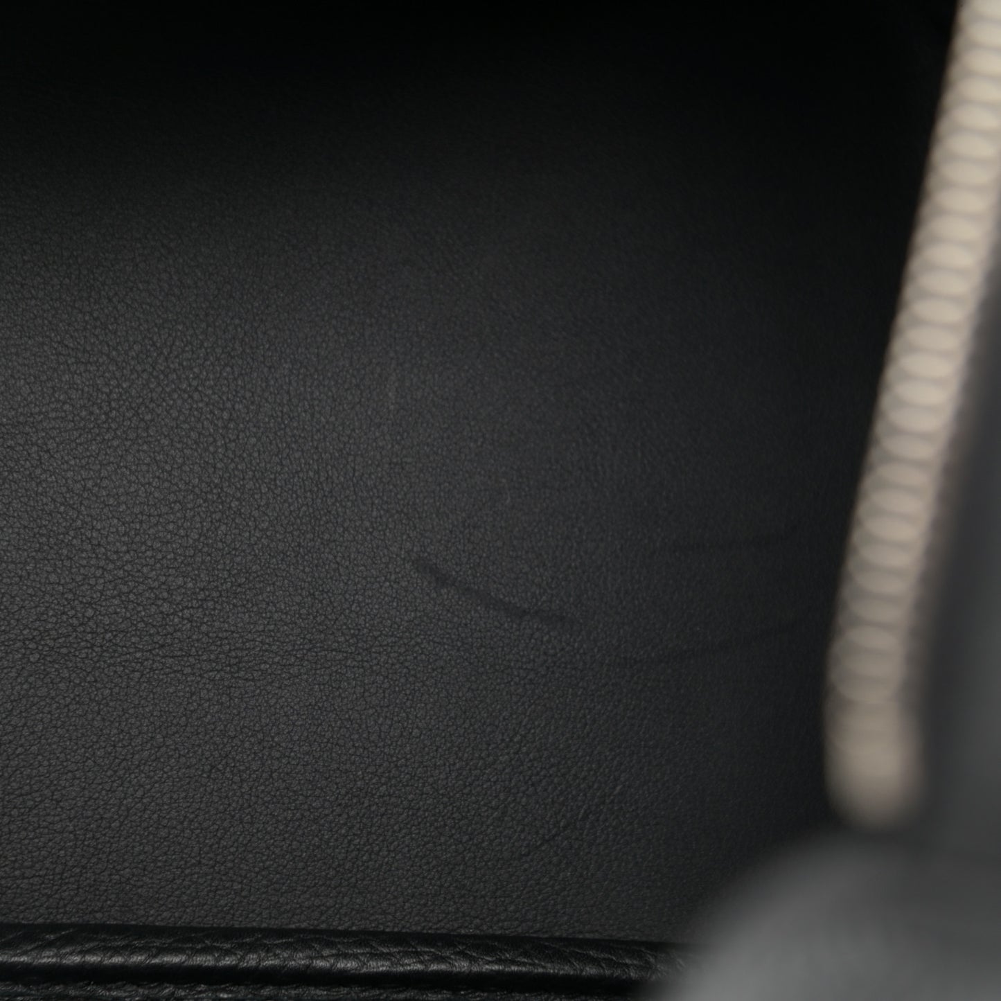 Taurillon Clemence Lindy 30 Black