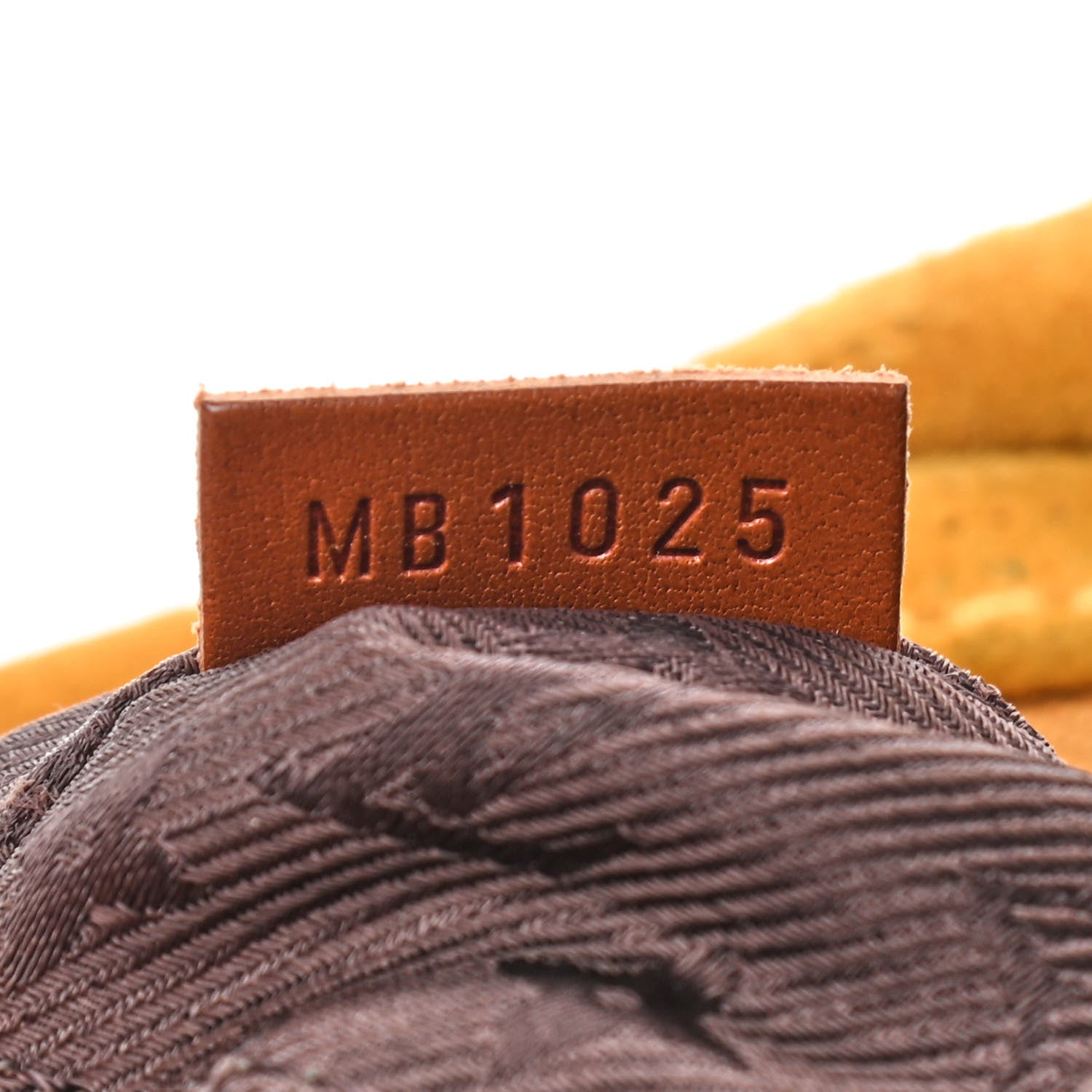 Louis Vuitton Suede Mahina Onatah PM Maize 9 of 11