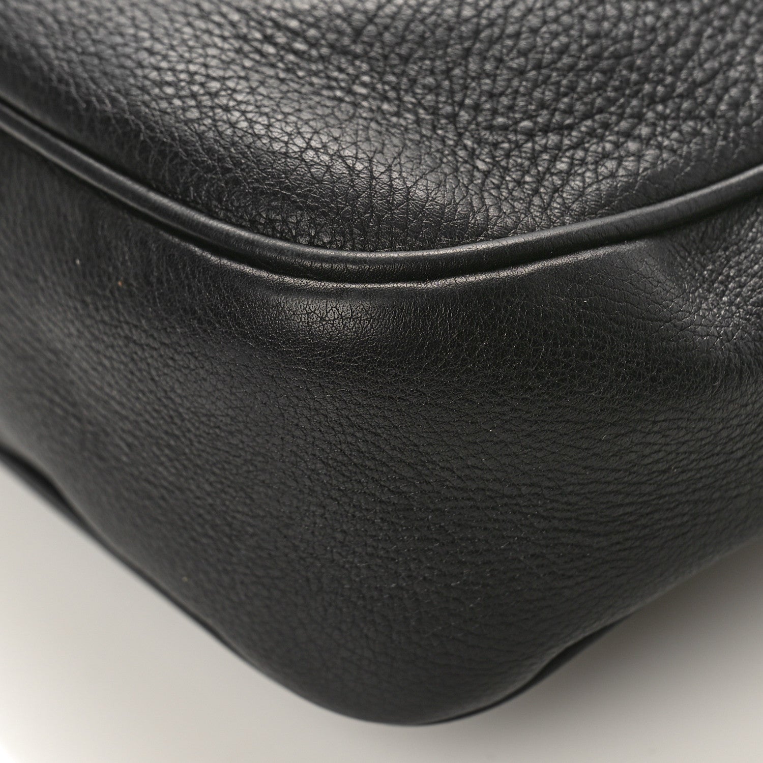 Gucci Pebbled Calfskin Small Soho Disco Bag Black 9 of 11