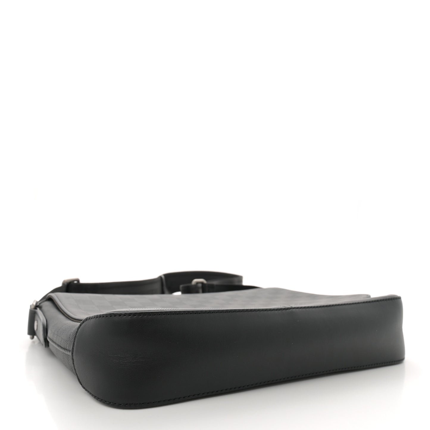 Damier Infini District PM Onyx