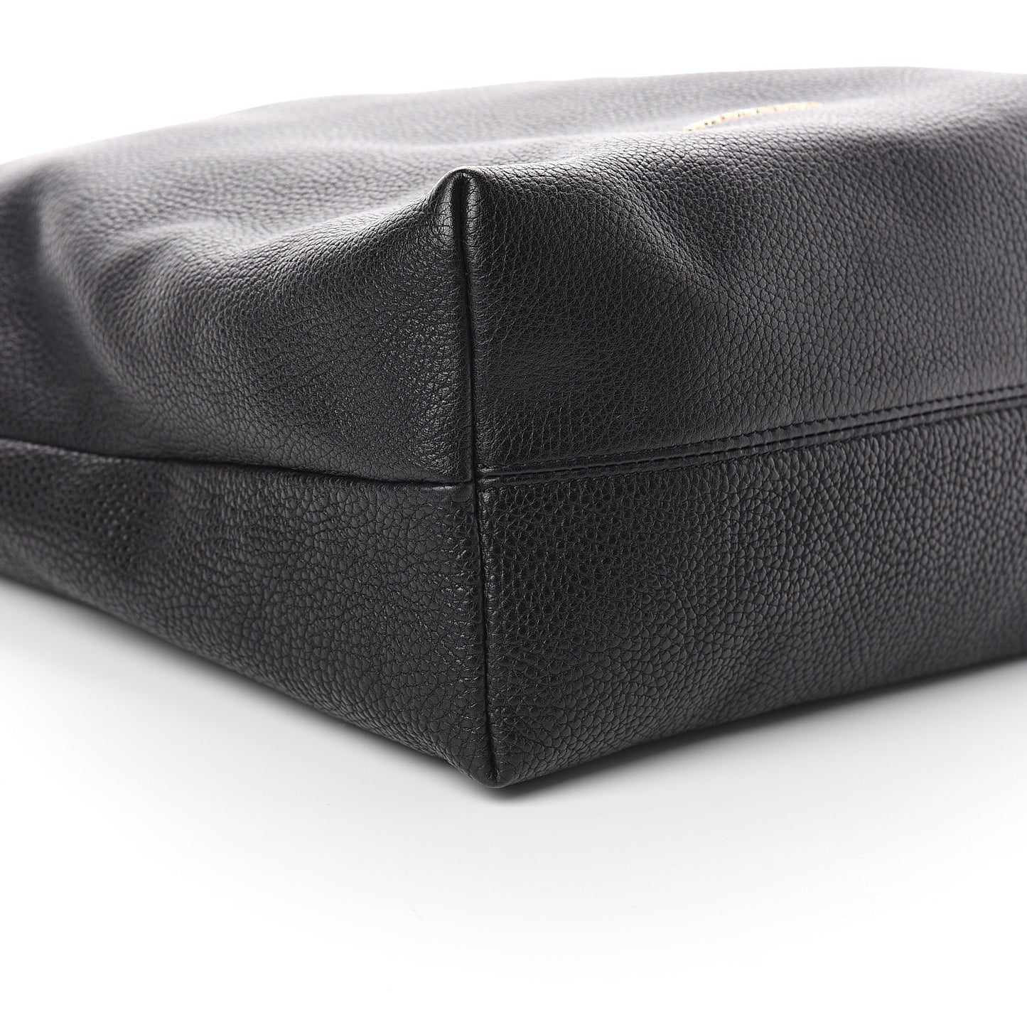 London Grainy Calfskin Medium Cale Hobo Black