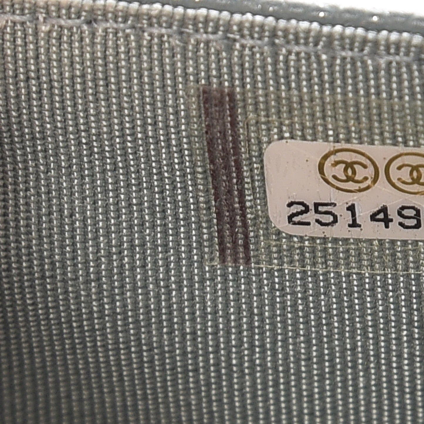 Iridescent Caviar Quilted Card Holder Light Blue