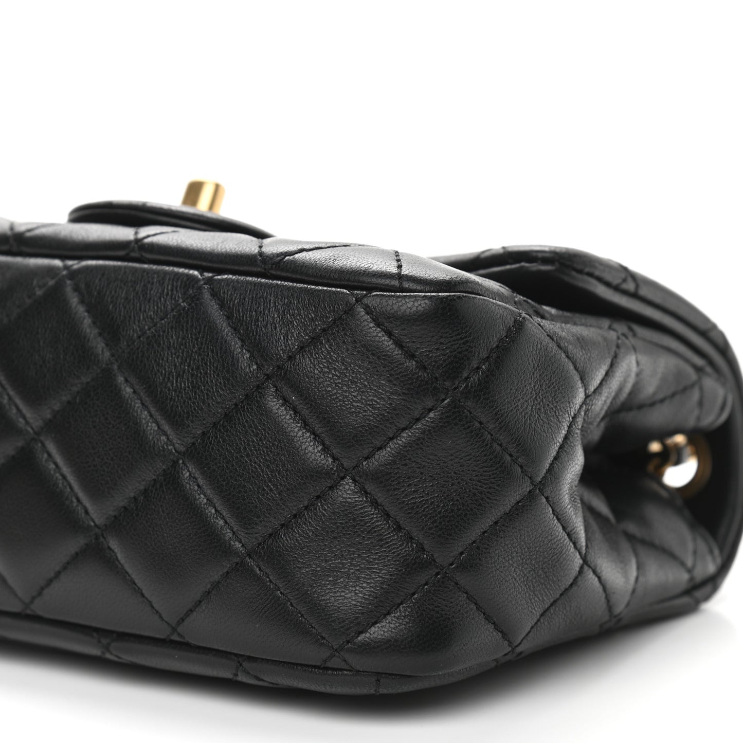 Lambskin Quilted Mini Pearl Crush Flap Black