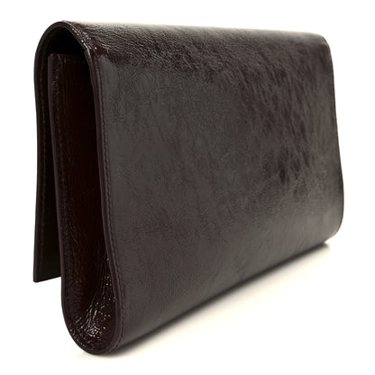 Saint Laurent Textured Patent Calfskin Large Belle De Jour Clutch Berry 3 of 7