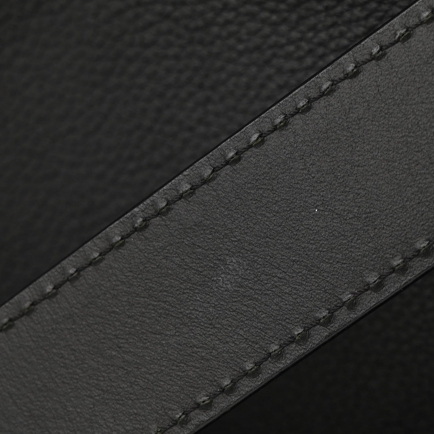 Louis Vuitton Mahina Haumea Black 11 of 11