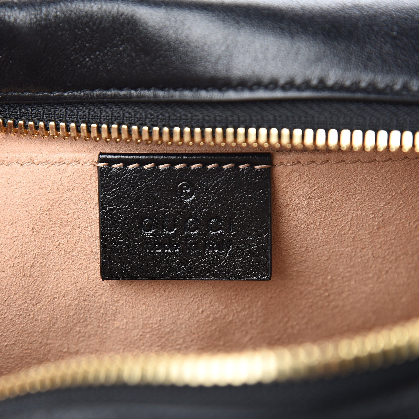 Monogram Matelasse Diagonal Small GG Marmont Chain Shoulder Bag Beige Black