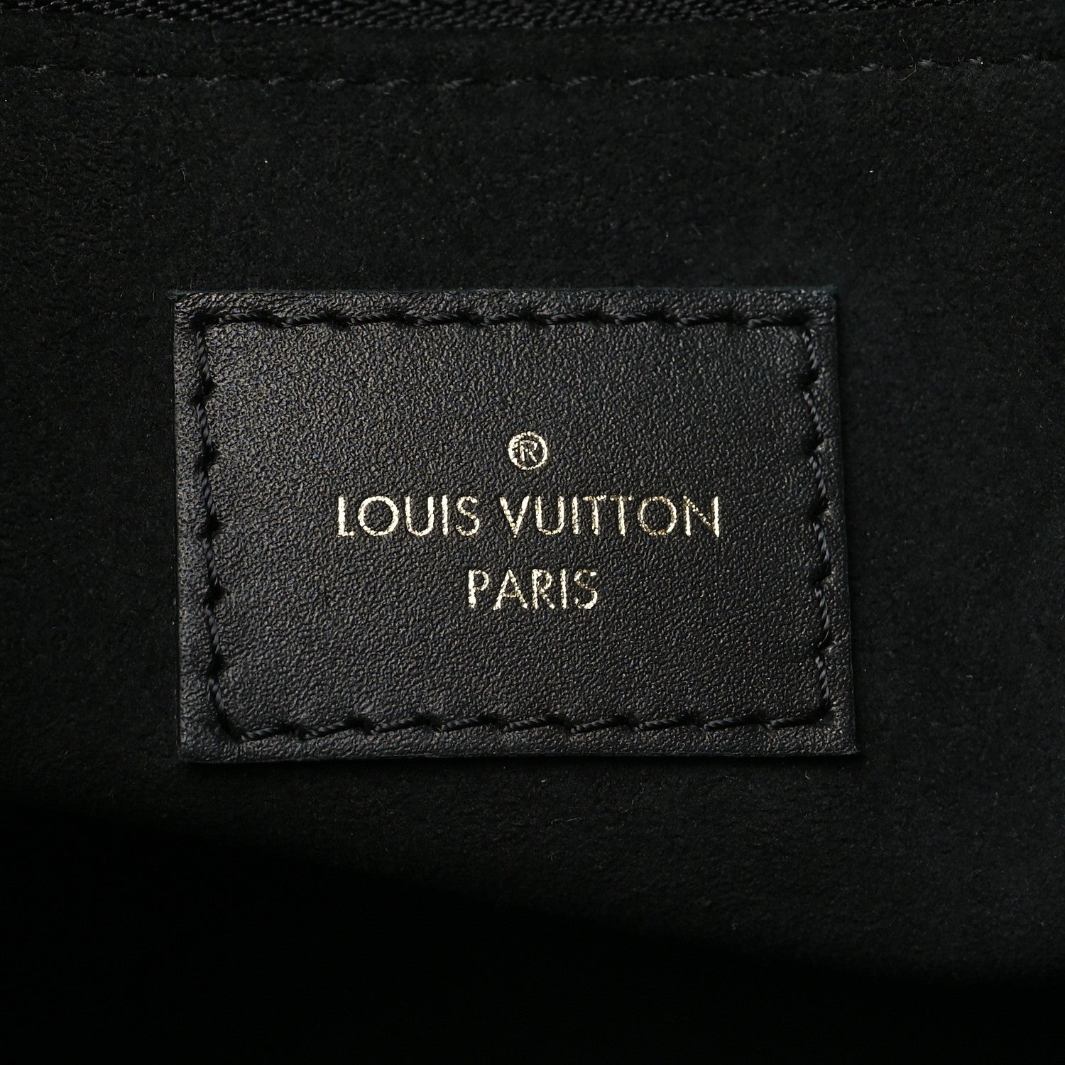 Louis Vuitton Empreinte Monogram Giant Onthego PM Black 6 of 9
