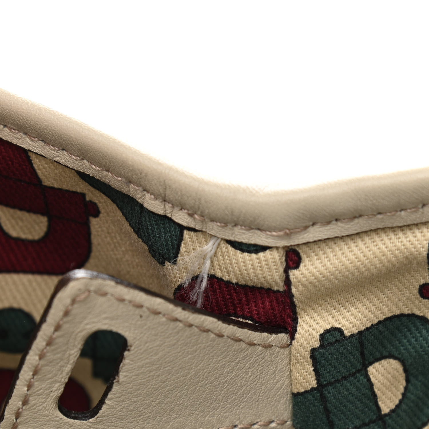 Gucci Guccissima Small Pelham Shoulder Bag Off White 13 of 13