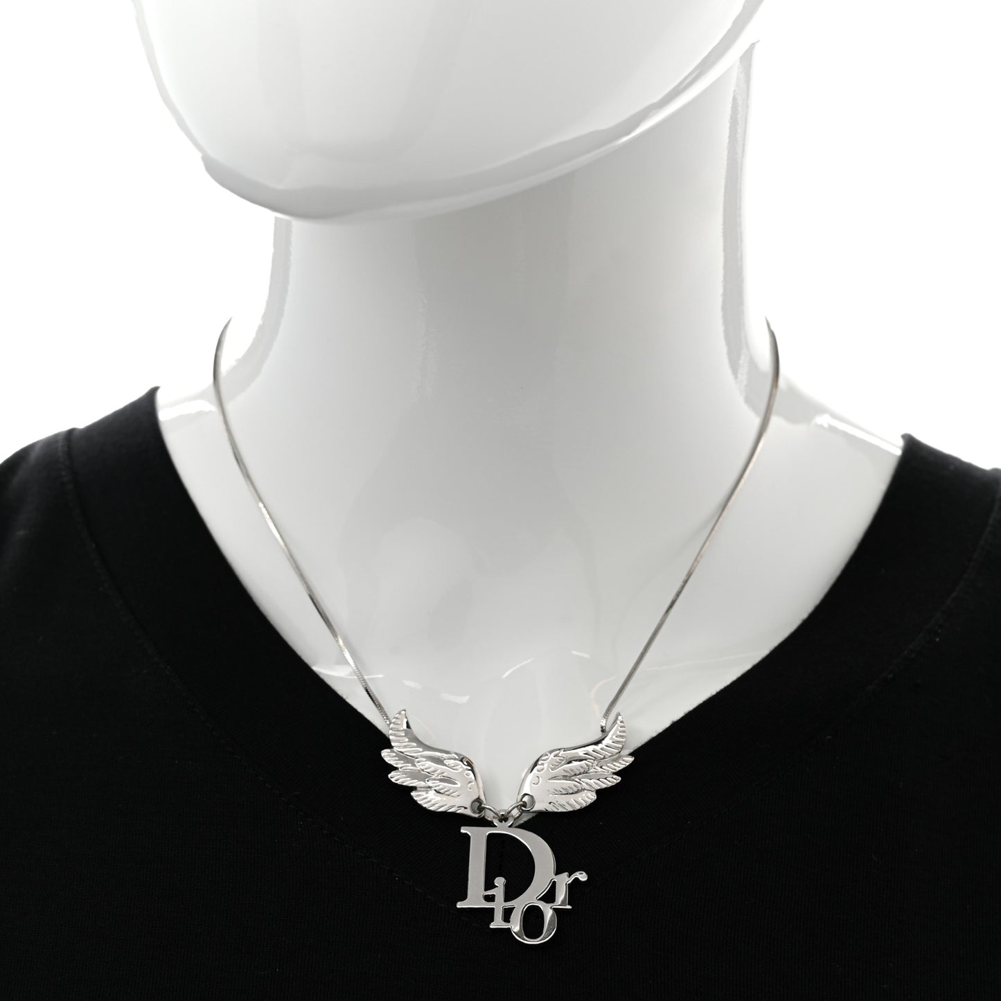 Metal Logo Wings Necklace Silver