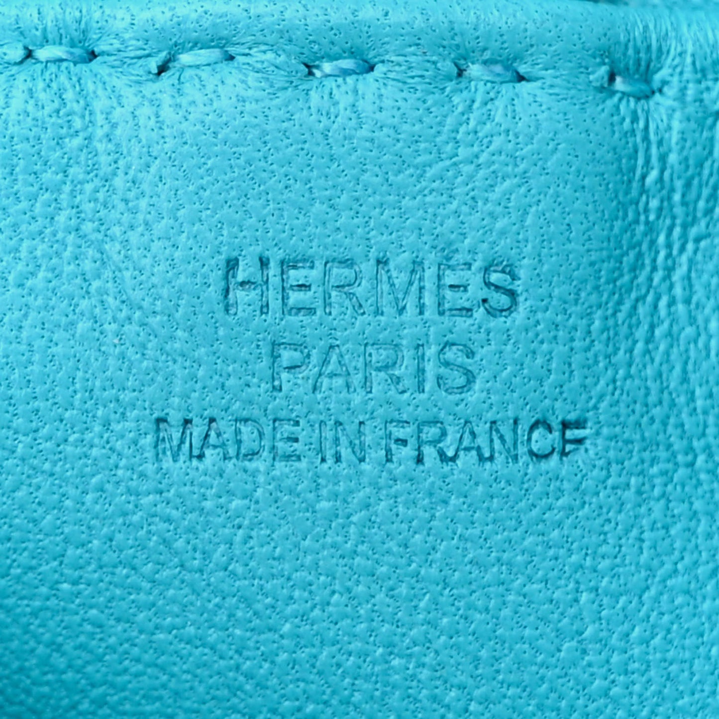 Lambskin Clou De Selle Pouch Bleu Paon