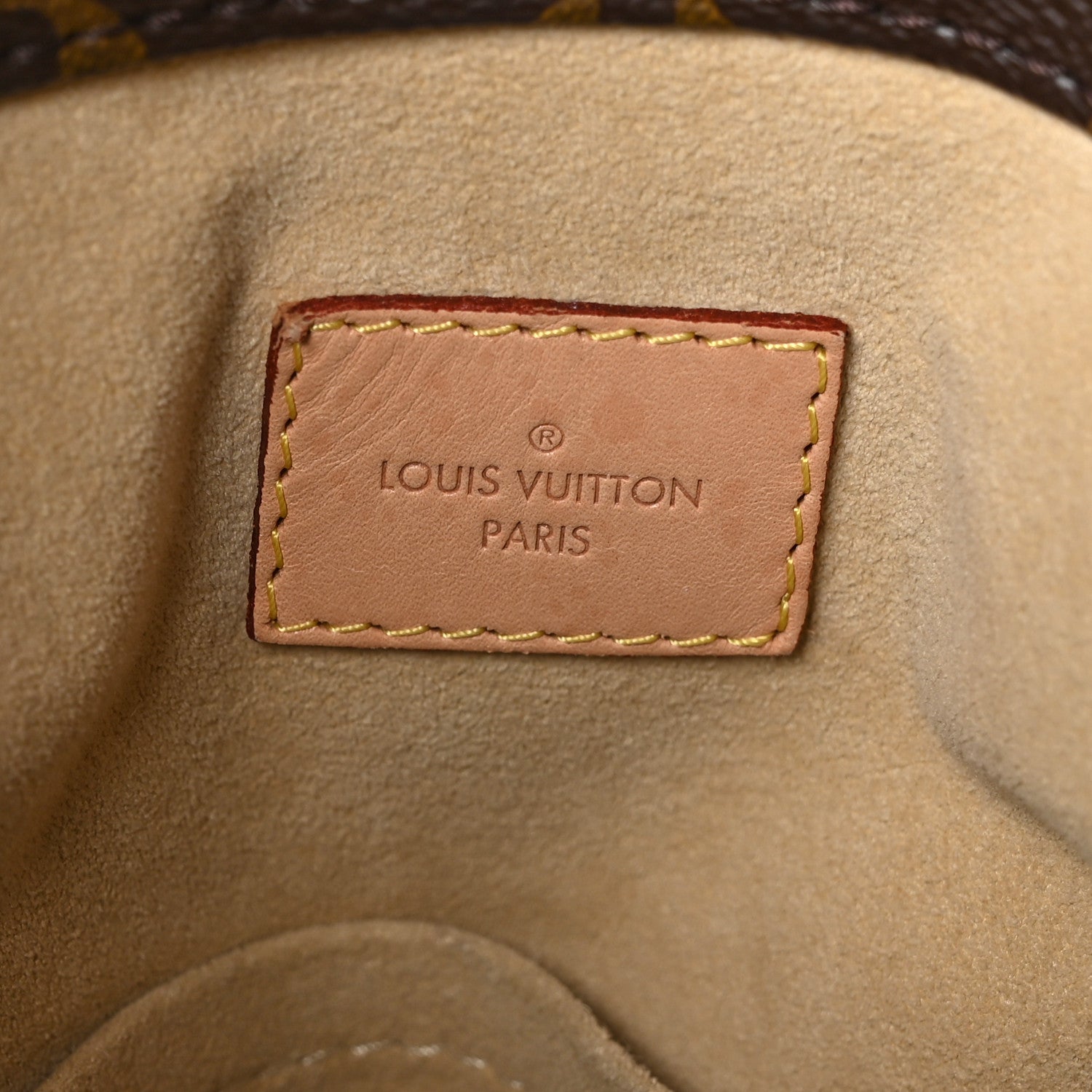 Louis Vuitton Monogram Artsy MM 6 of 10