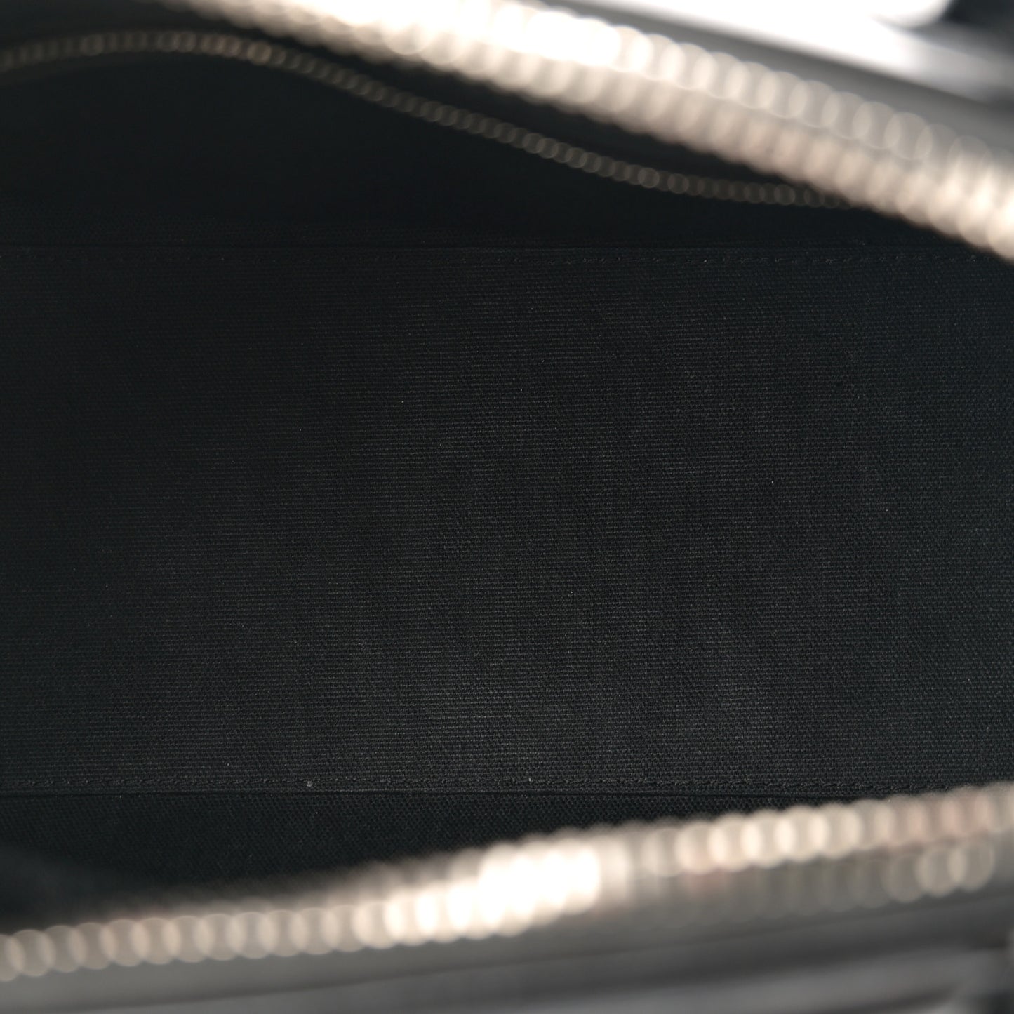 Shiny Lord Calfskin Small Antigona Black