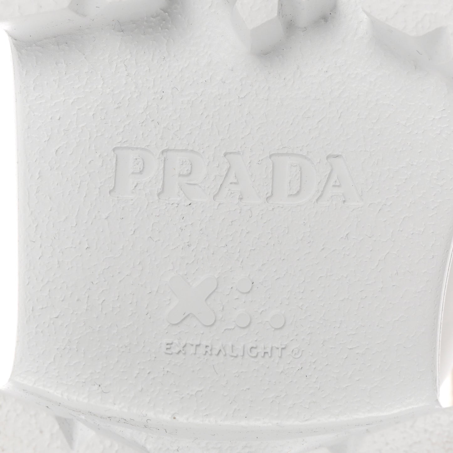 Spazzolato Metal Triangle Logo Padded Monolith 55mm Slingback Sandals 38.5 White