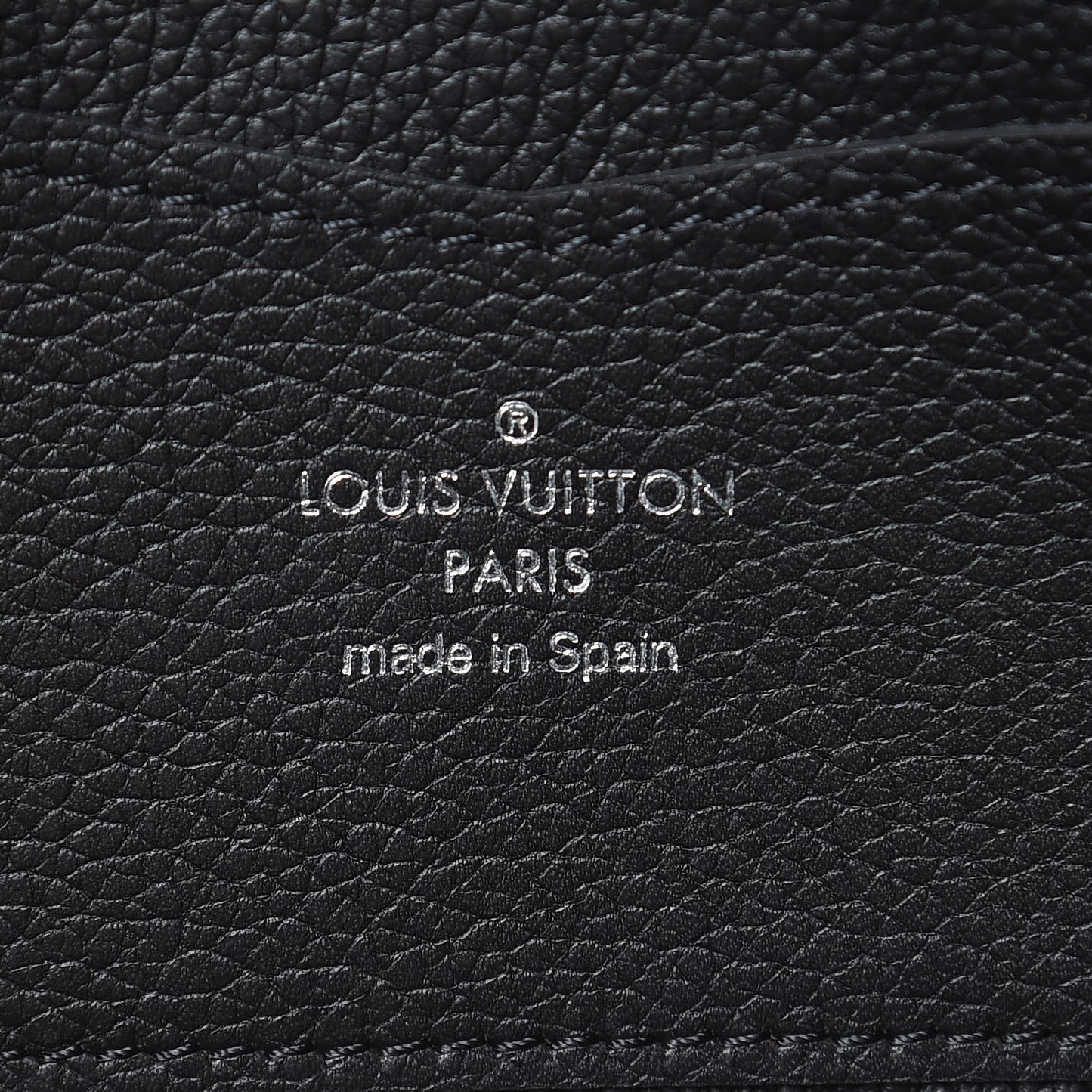 Calfskin Zippy Lockme Wallet Black