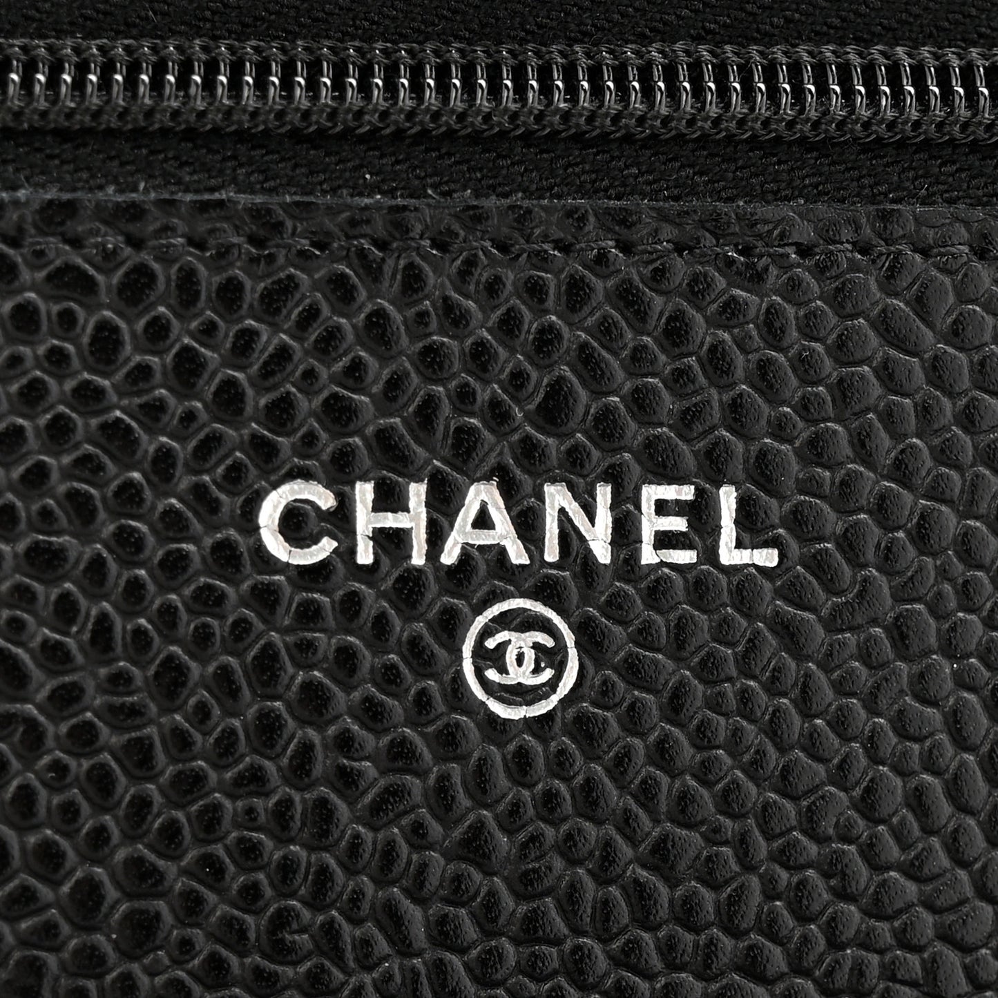 Caviar Quilted Wallet on Chain WOC Black