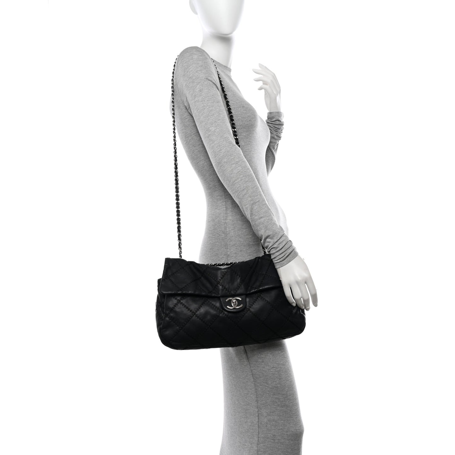 Lambskin Ultimate Stitch Maxi Flap Black