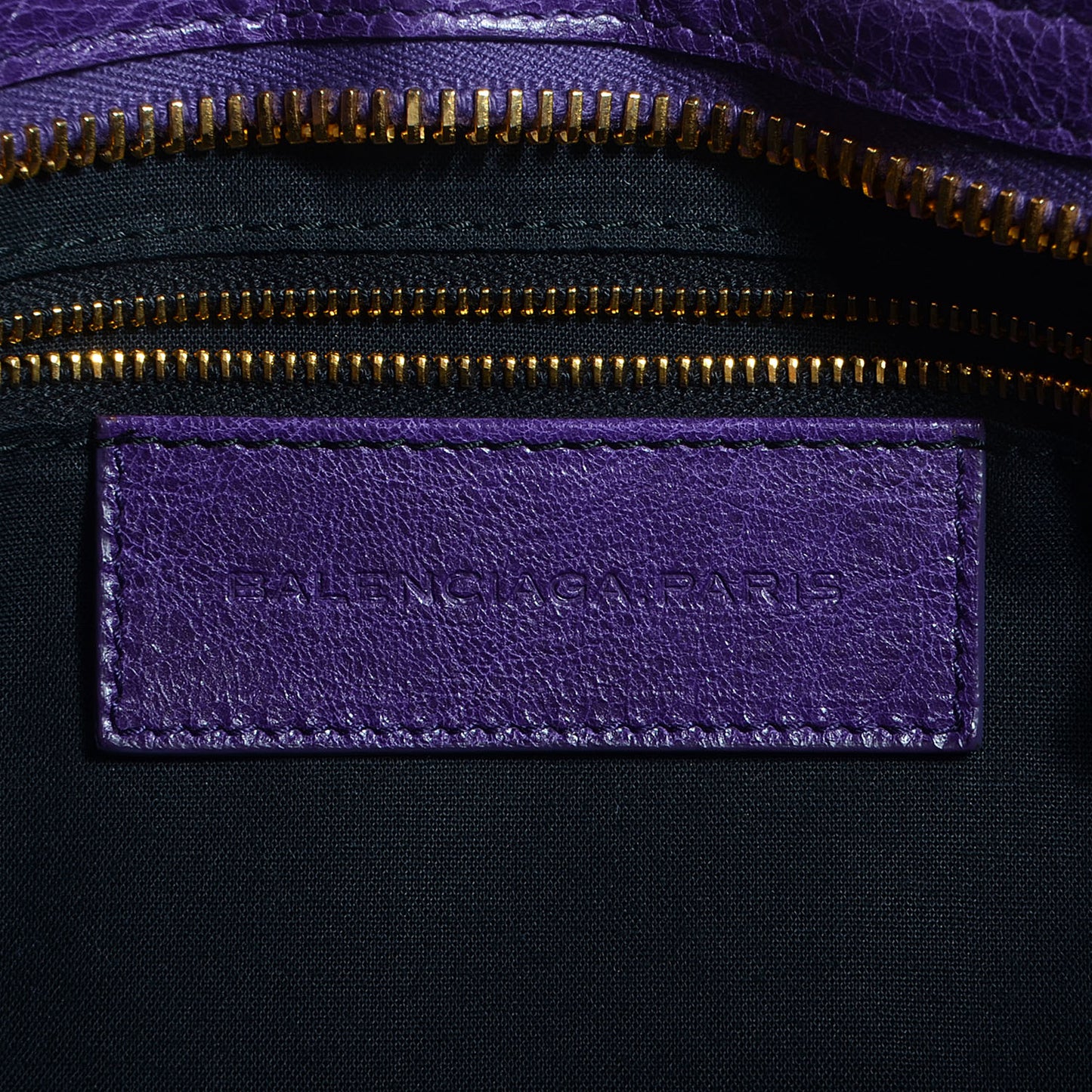Agneau Giant 21 Gold Hardware City Dark Violet