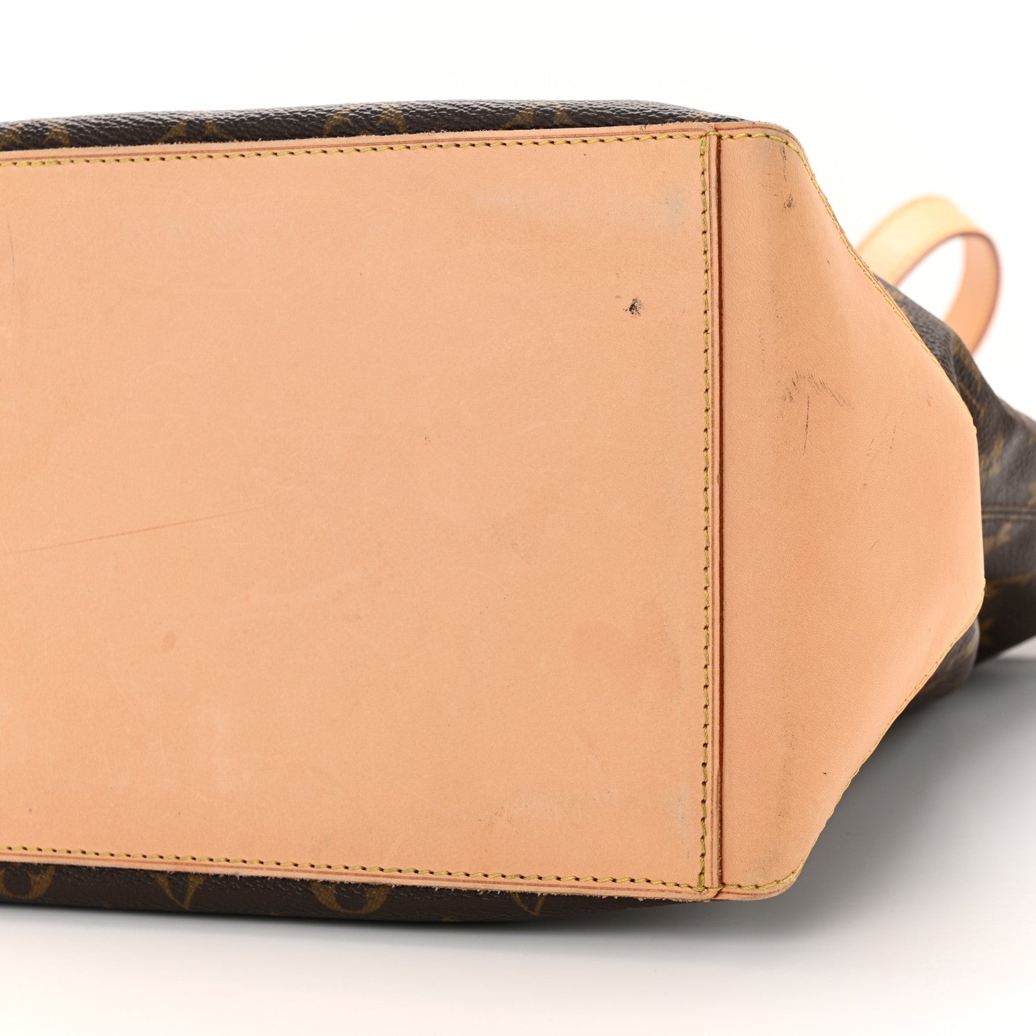 Louis Vuitton Monogram Cabas Mezzo 9 of 18
