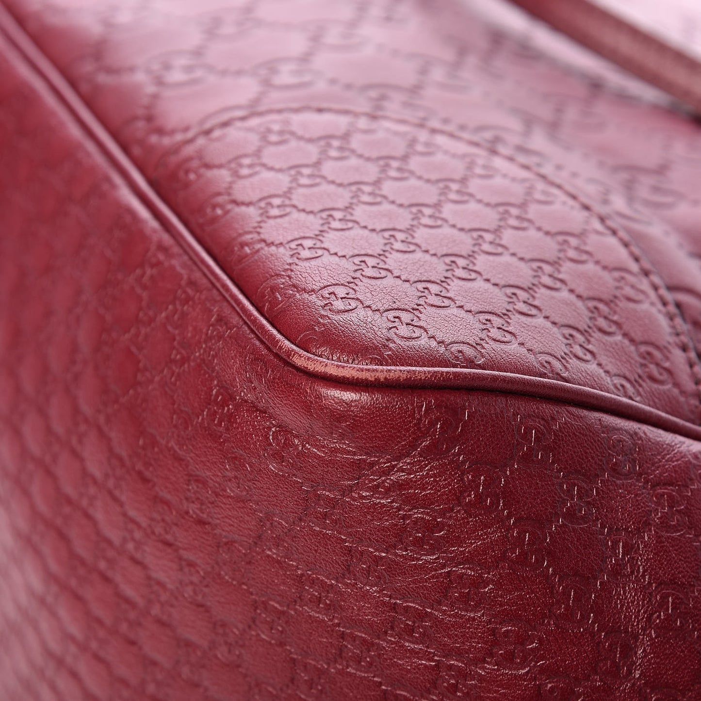 Guccissima Medium Bree Zippered Tote Classic Ruby
