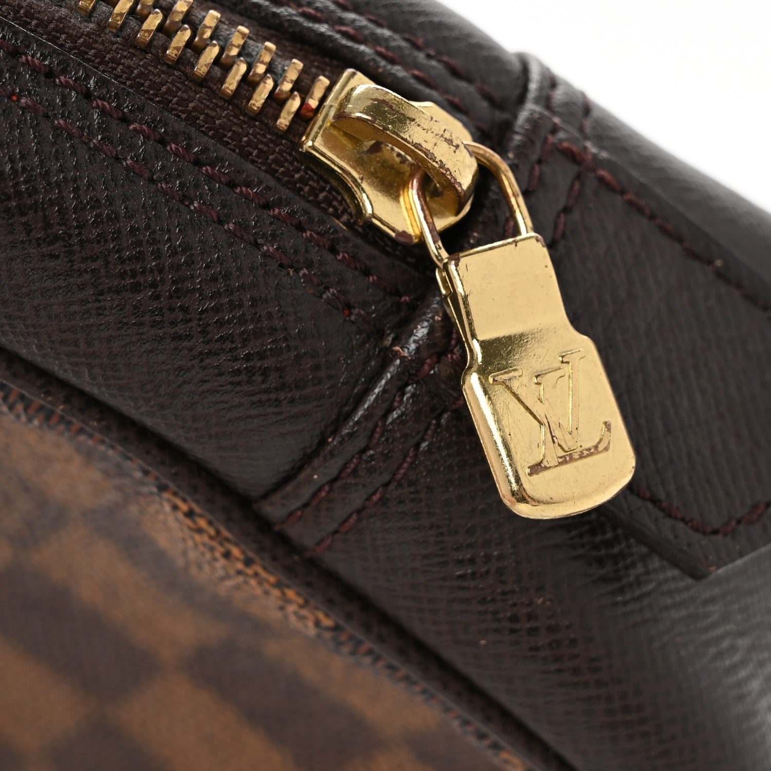 Louis Vuitton Damier Ebene Trousse Toilette 28 7 of 8