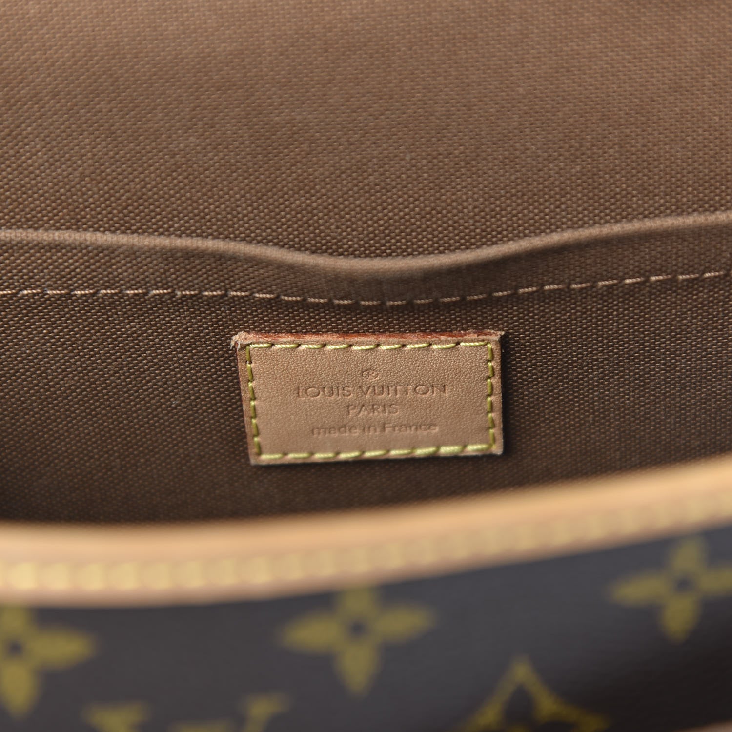 Louis Vuitton Monogram Sologne 7 of 9