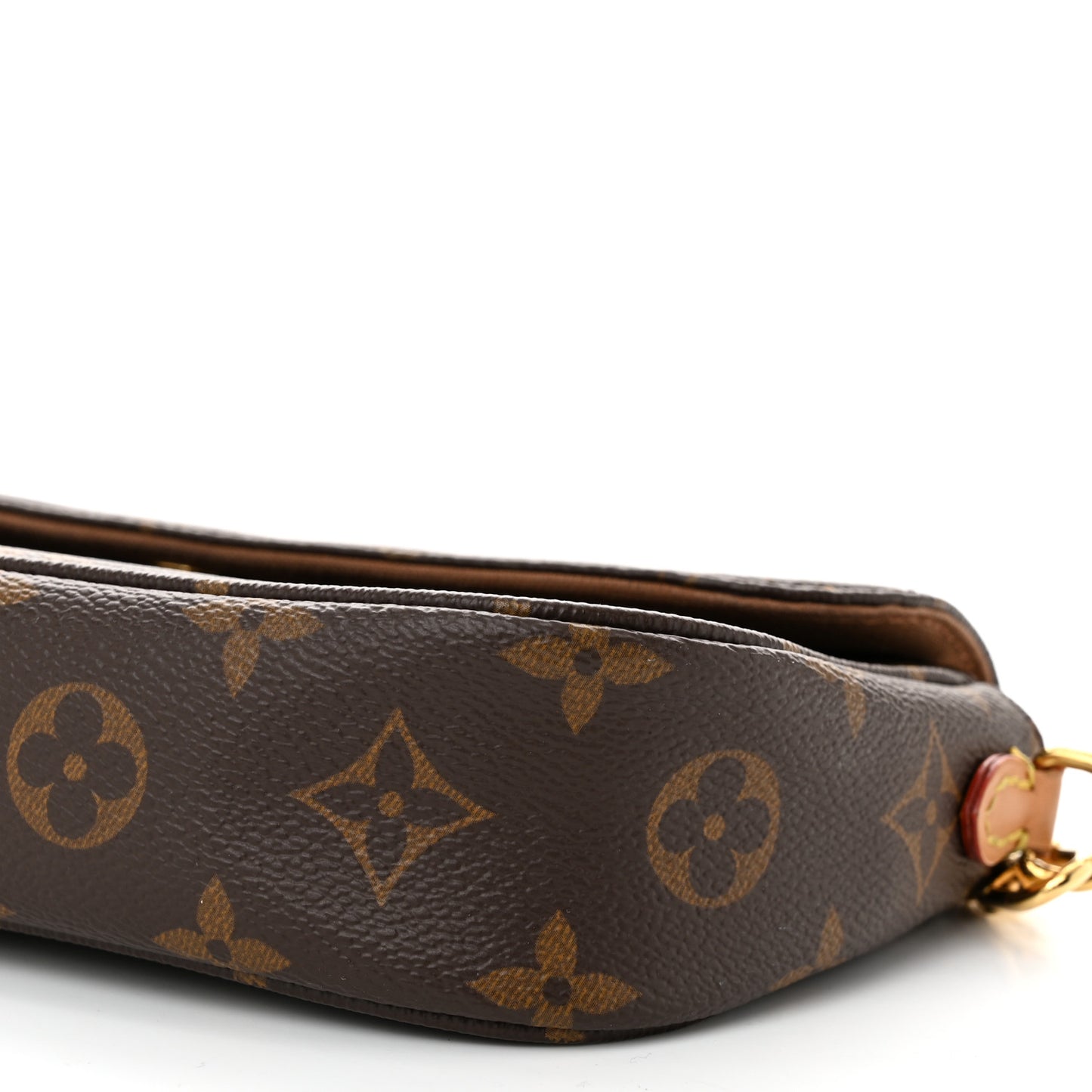 Monogram Ivy Wallet On Chain