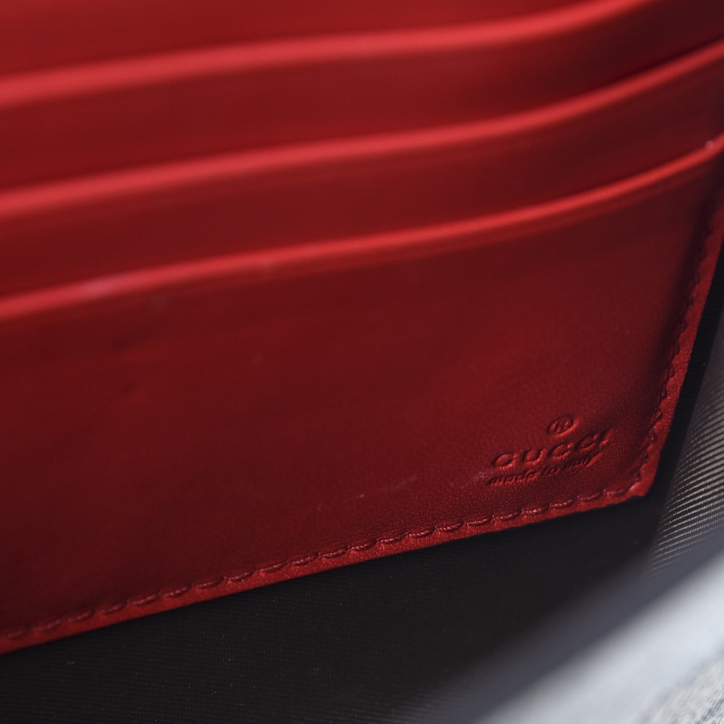 GG Supreme Monogram Mini Peony Pearly Clutch Red