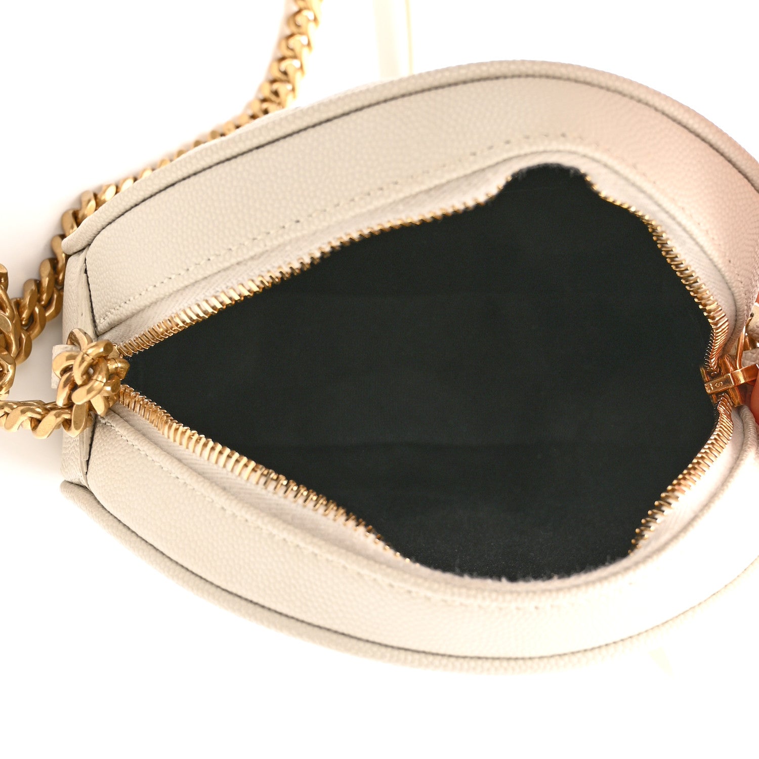 Saint Laurent Grain De Poudre Matelasse Chevron Quilted Round Vinyle Camera Bag Crema Soft 5 of 10