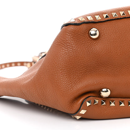 Valentino Garavani Pebbled Calfskin Medium Rockstud Tote Light Cuir 9 of 18