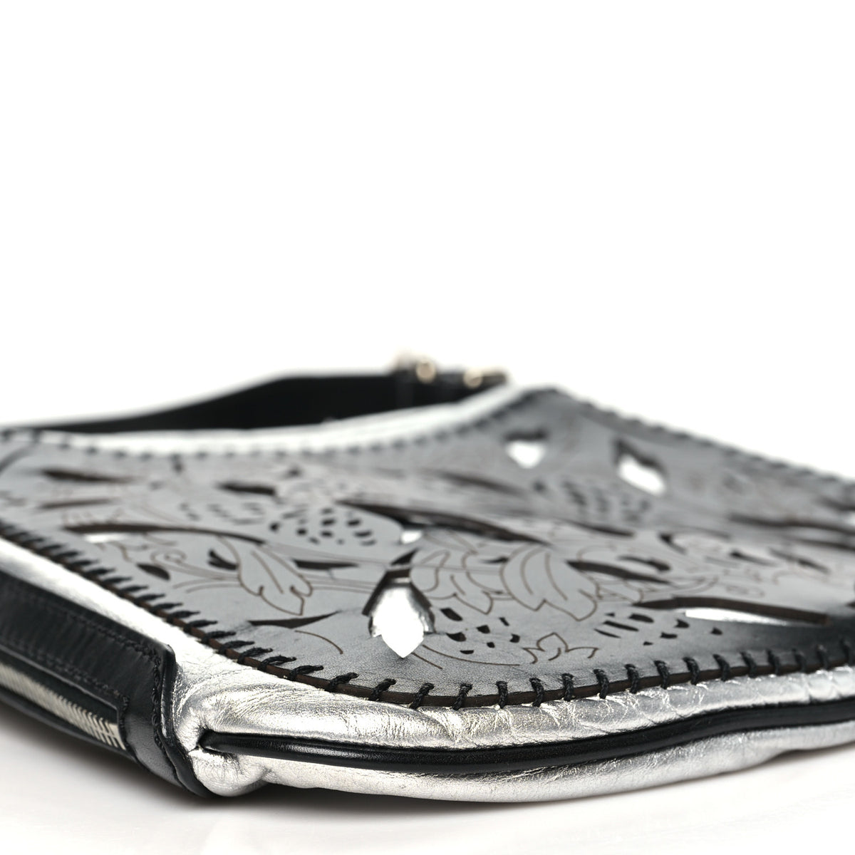 Calfskin Metal Small Oyster Black