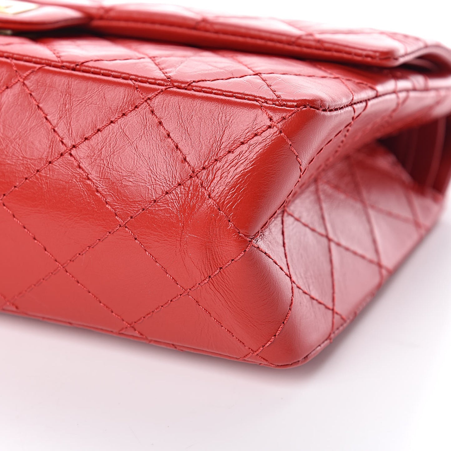 Aged Calfskin Quilted 2.55 Reissue 225 Flap Red