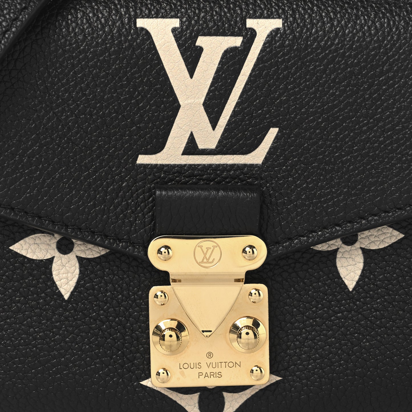 Empreinte Monogram Giant Pochette Metis East West Black Beige
