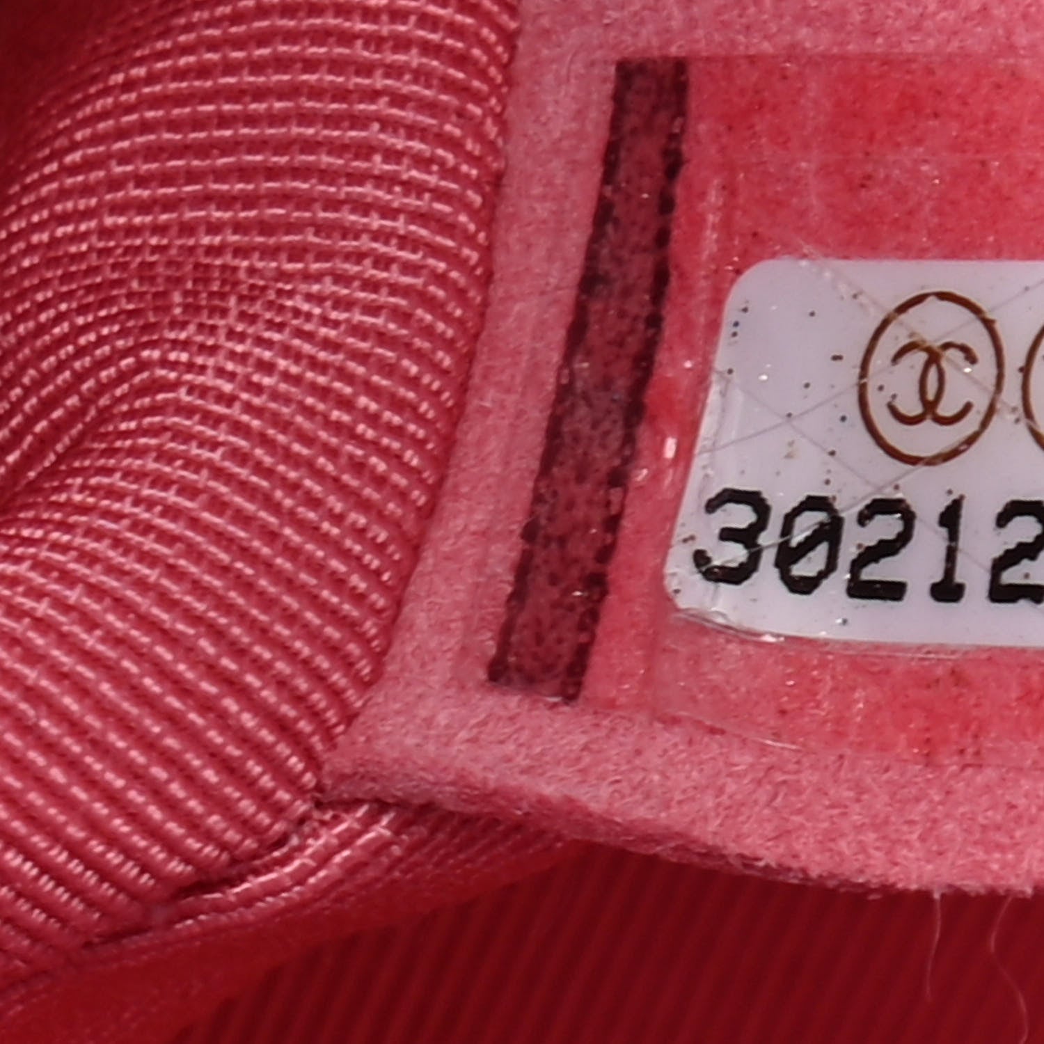 Chanel Caviar Quilted Medium Boy Flap Light Pink 7 of 9