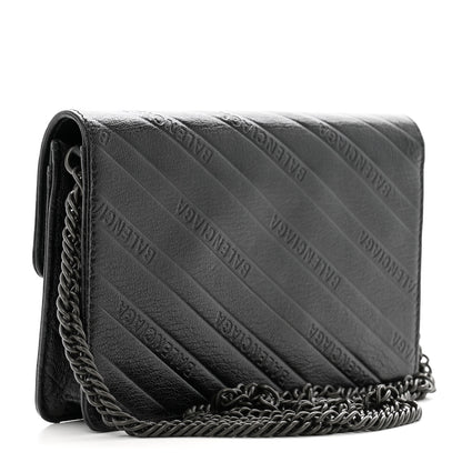 Balenciaga Shiny Goatskin Logo Embossed Monochrome BB Wallet On Chain Black 3 of 9