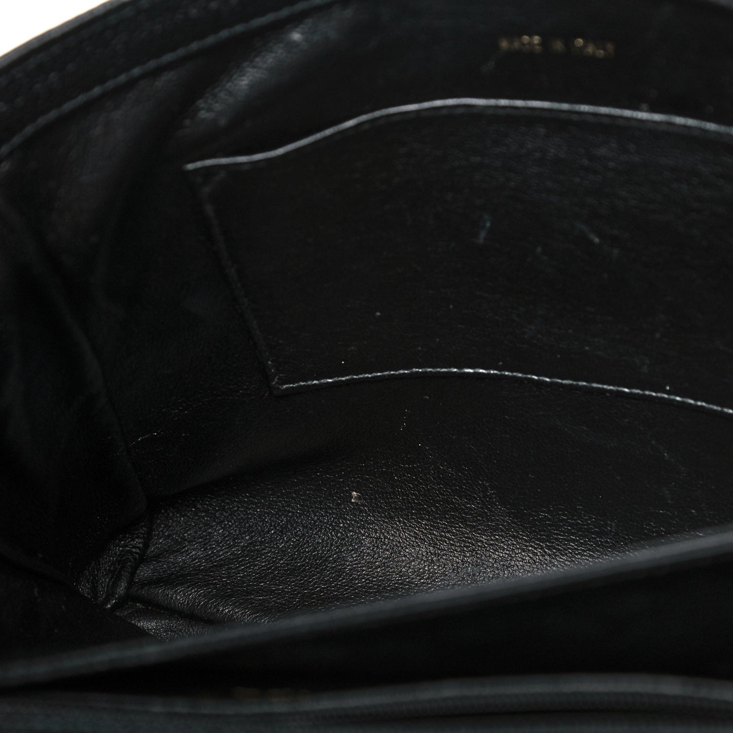 Caviar Medium Shoulder Bag Black