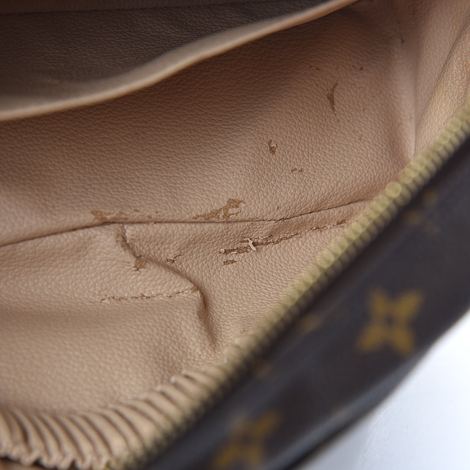 Louis Vuitton Monogram Trousse Toilette 28 7 of 9