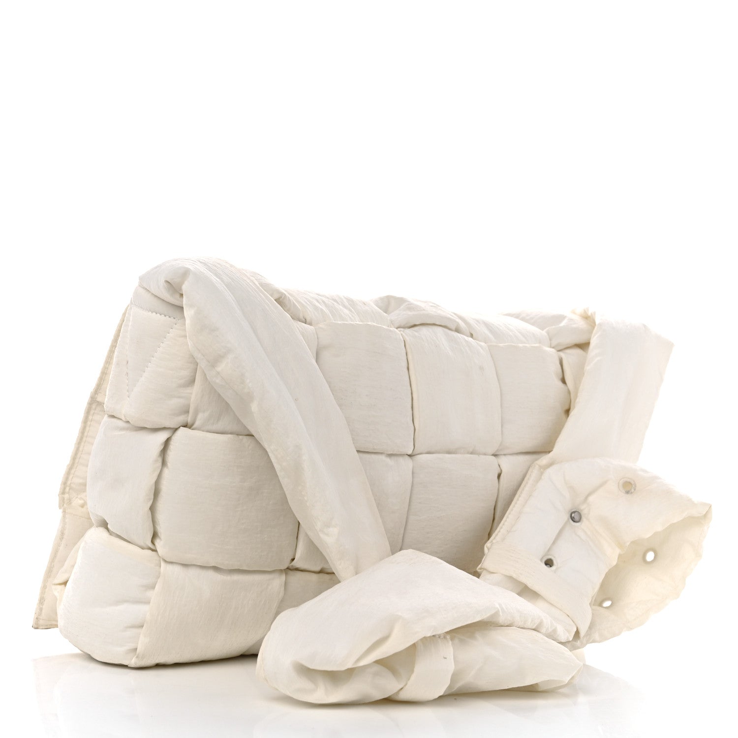 Bottega Veneta Nylon Intrecciato Padded Tech Maxi Cassette Bag White 3 of 15