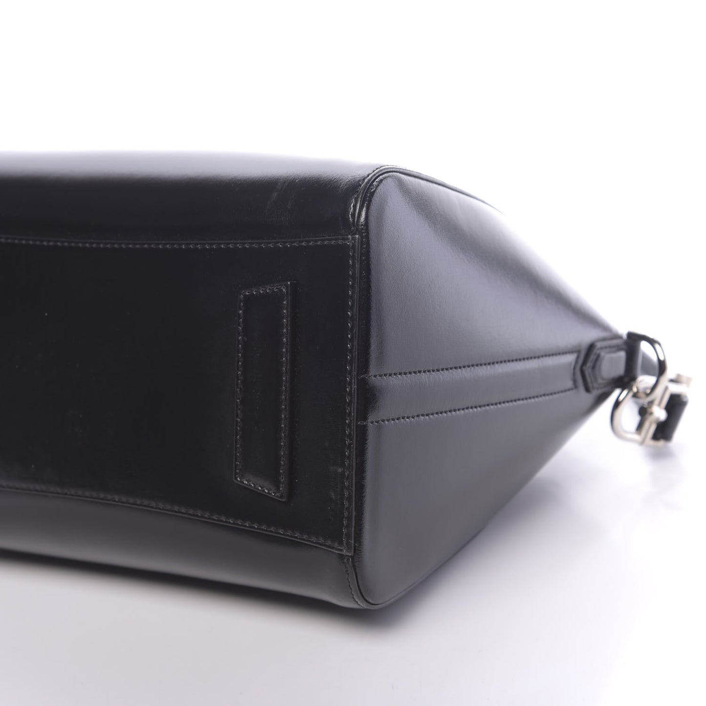 Shiny Lord Calfskin Small Antigona Black