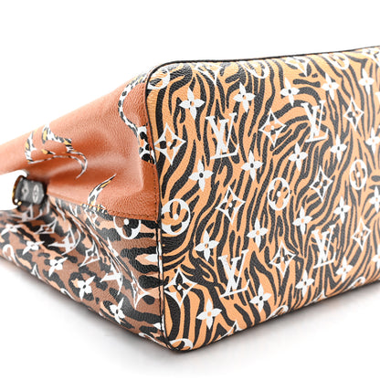 Louis Vuitton Monogram Giant Jungle NeoNoe Caramel 8 of 10